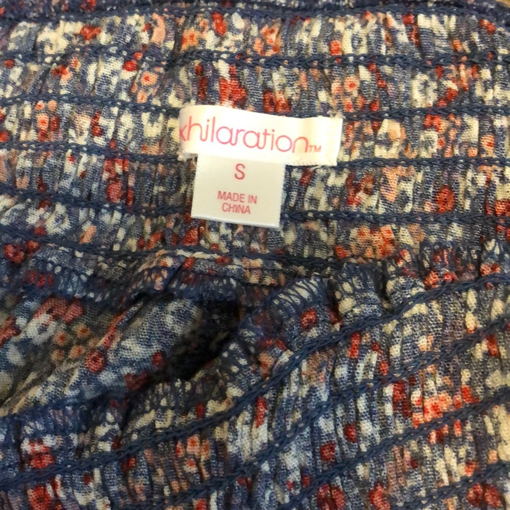 Shorts Size Small - Picture 4 of 5
